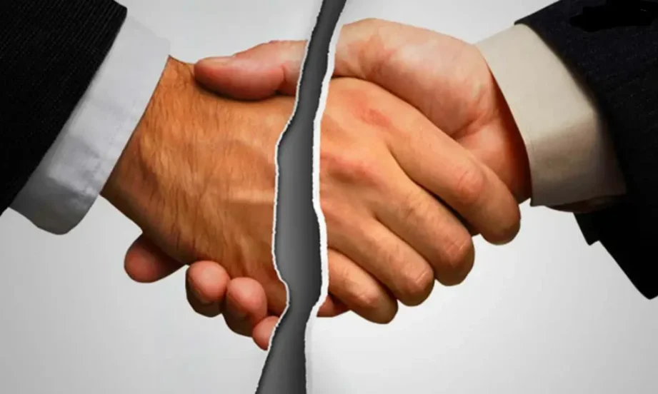 آیا شرط انفساخ قابل اسقاط است؟